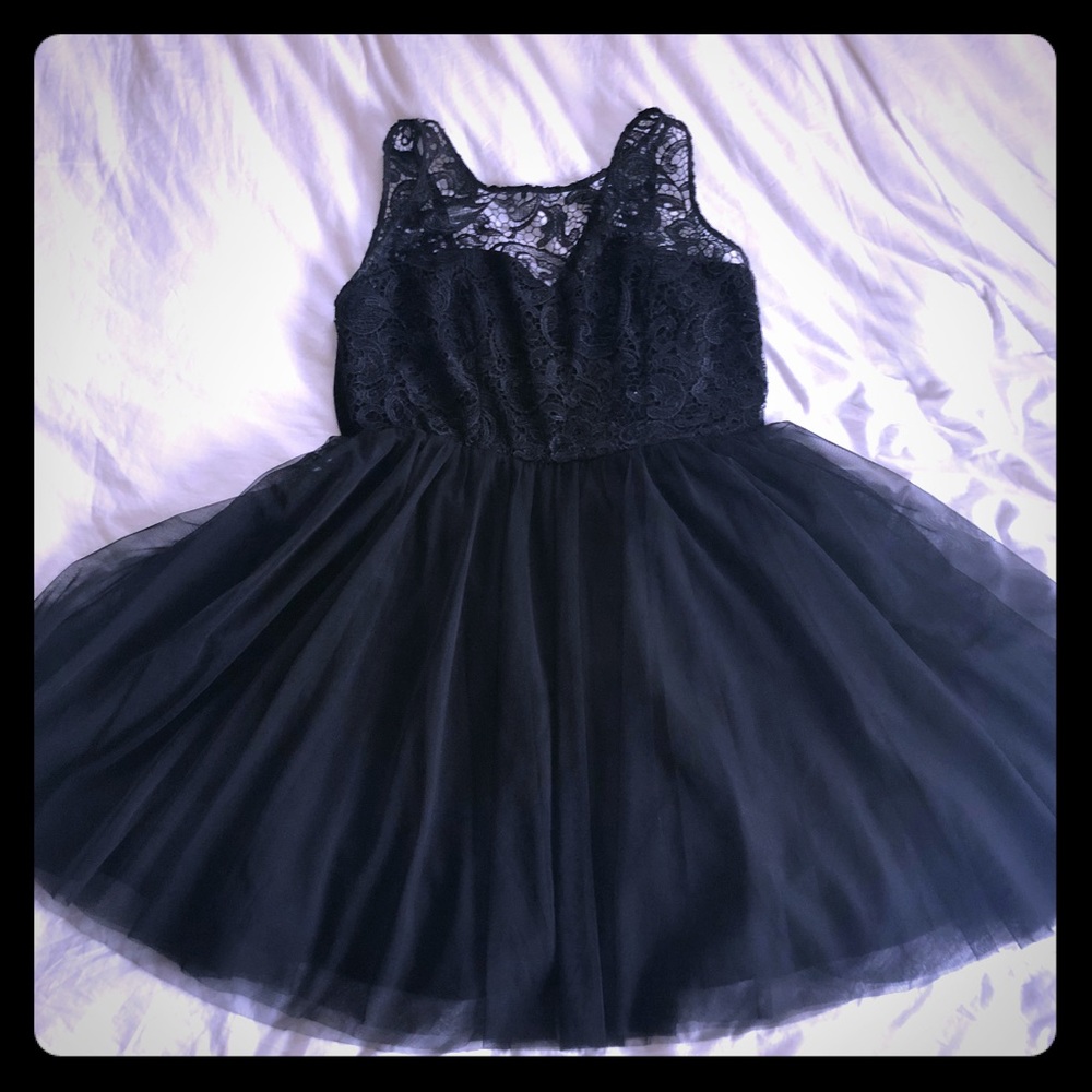 Very pretty plus size lace/tulle dress